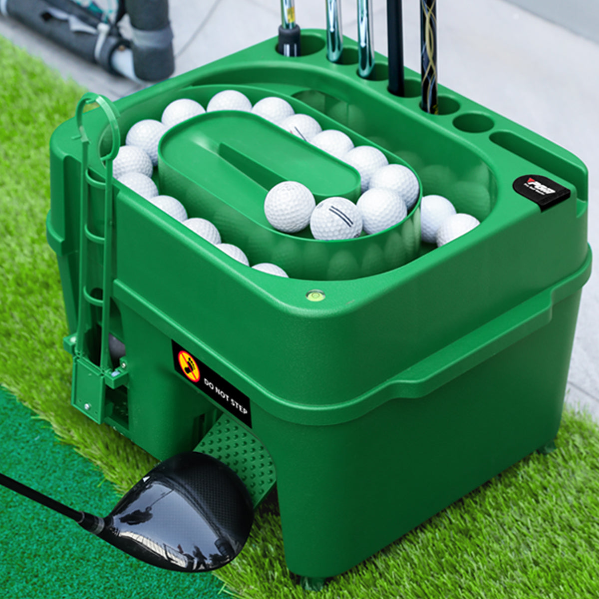 Golf Semi-Automatic Tee Machine